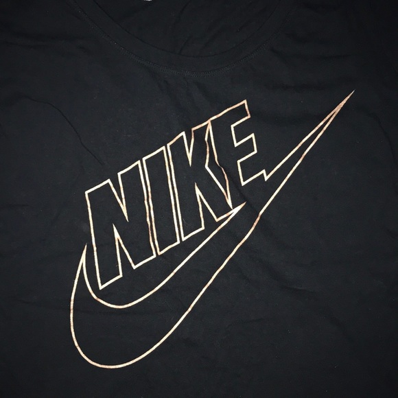 NIKE T-shirt - Picture 2 of 2